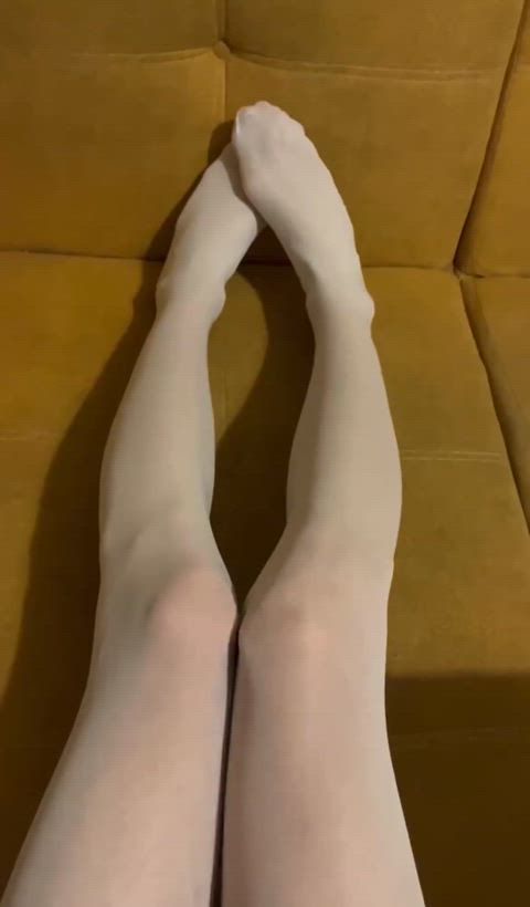 Feet Feet Fetish Sissygasm video — femboy