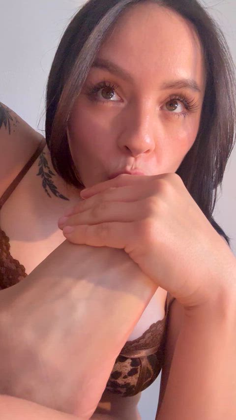 Lingerie Solo Ts Lingerie video — amateur