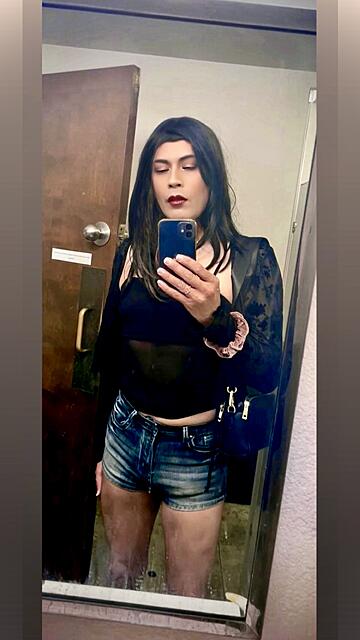 Brunette DontSlutShame featuring Redmarierose — amateur