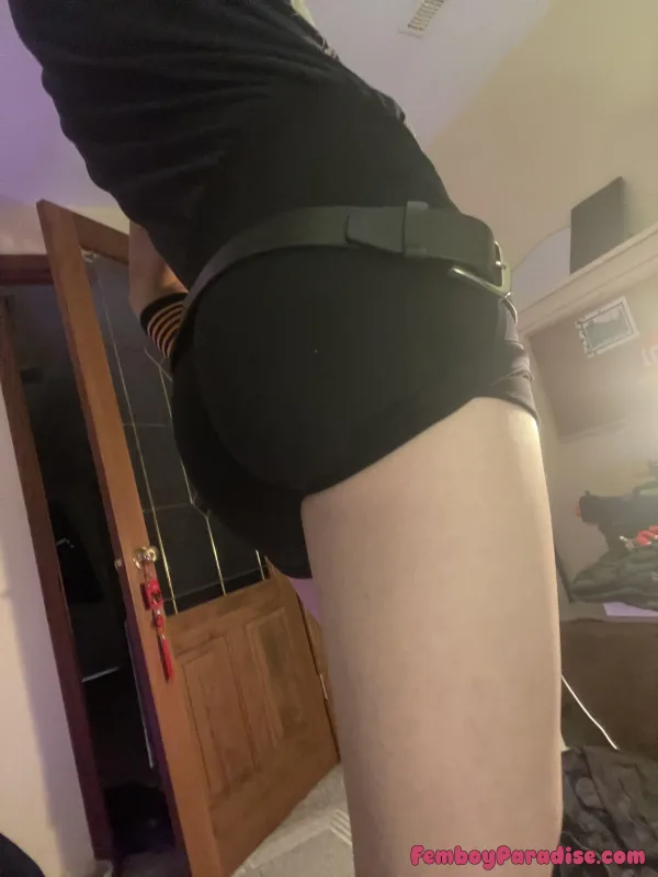 Do these shorts make my ass look big