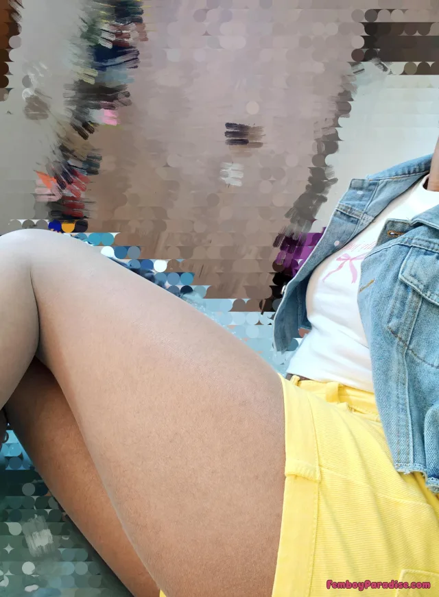 These shorts can barely hold em' 😉☺️ — gonemildcd