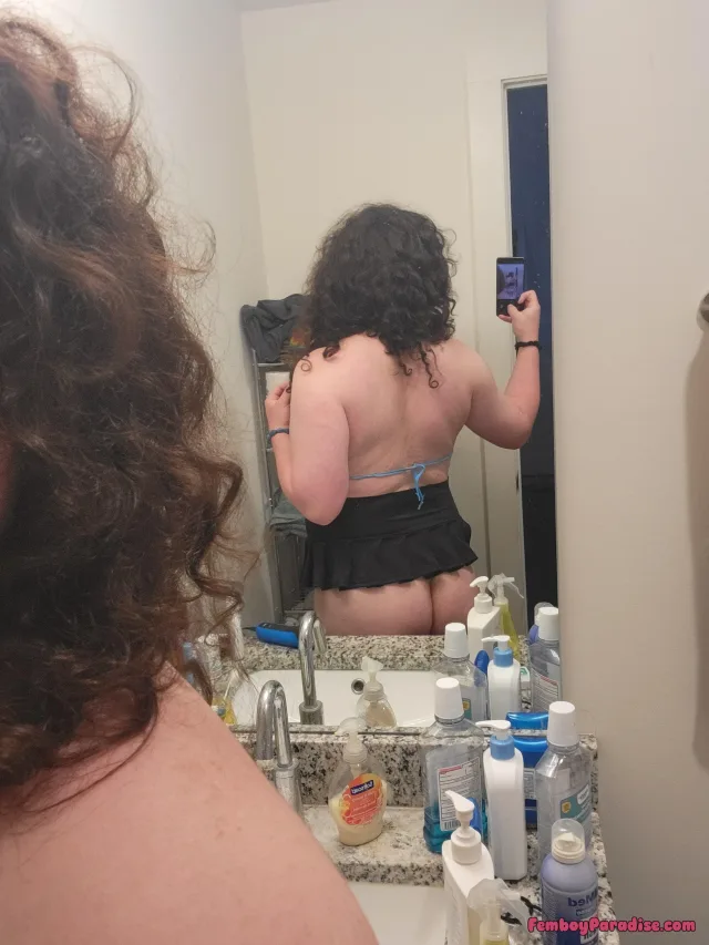 Wish I could quit my job and be a sissy stripper 🥰 — gonewildcd