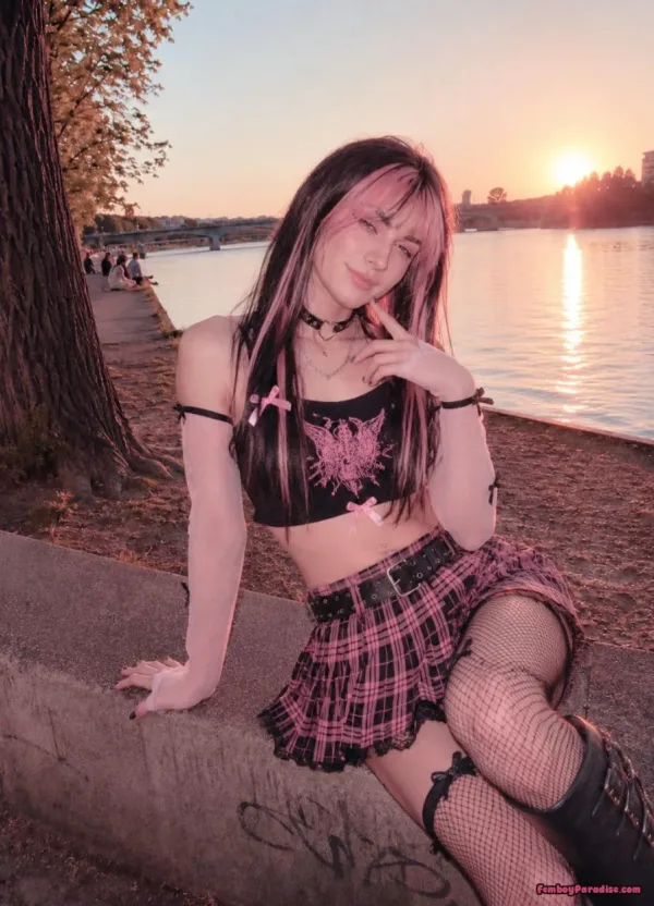u sure u still like pink? 💅🏼💗uwu?