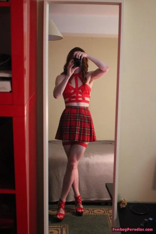 Naughty girl ❤️👠💋 — gonemildcd