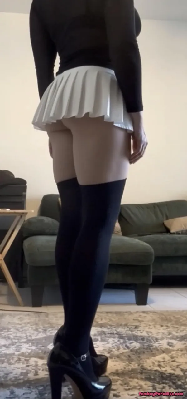How do we feel about this look for a night out?