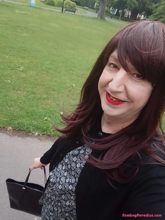 First time outdoors in a dress — crossdressing