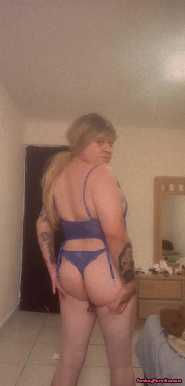 Thought I’d take a cute post sex selfie without realizing I still had the condom in 🤦‍♀️ can’t believe the level of slut I’ve turned into — gonewildcd