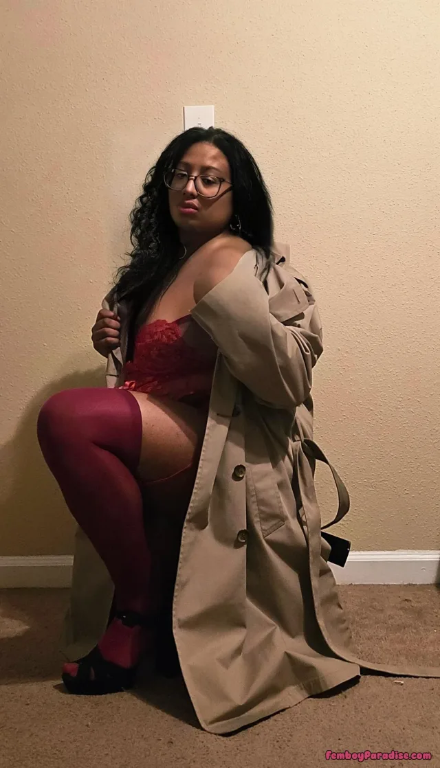 A little something sultry to set the mood for Monday 🫦😘 — gonemildcd