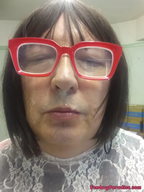 Facials make Tina horny