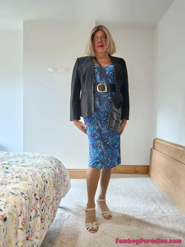 Hi I just joined pleased to say hello I am a T girl x