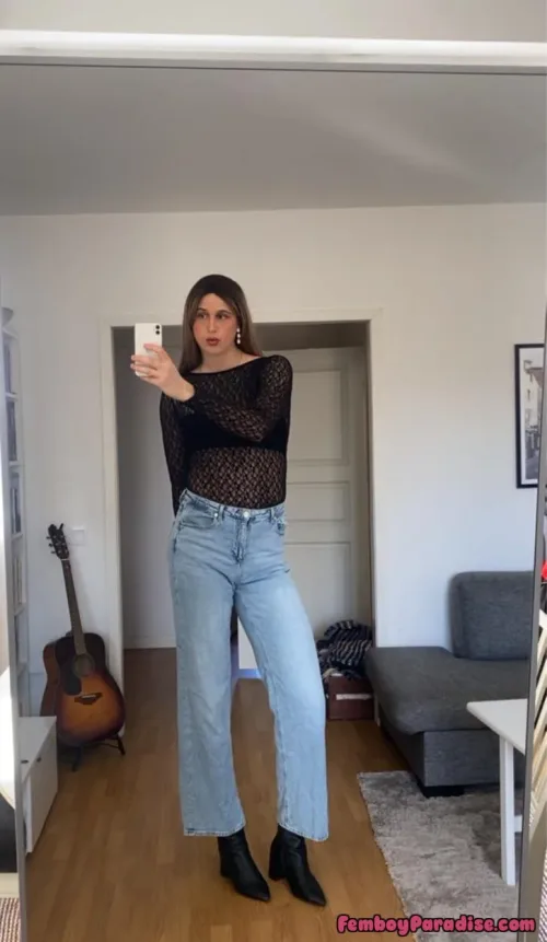 Would this work for a night out, or is it giving more casual vibes?🖤