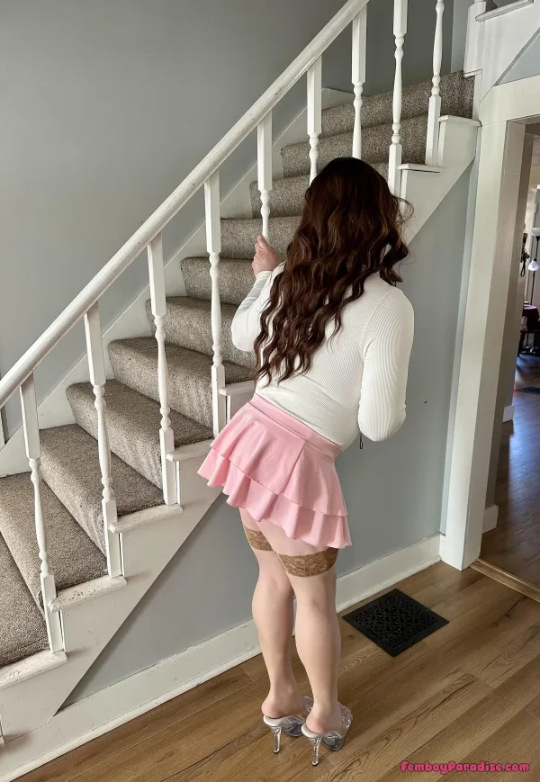 Tired of these legs yet!? 🤭💕