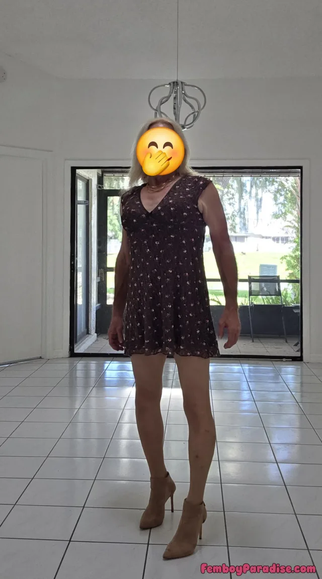 Hey Ladies — crossdressing