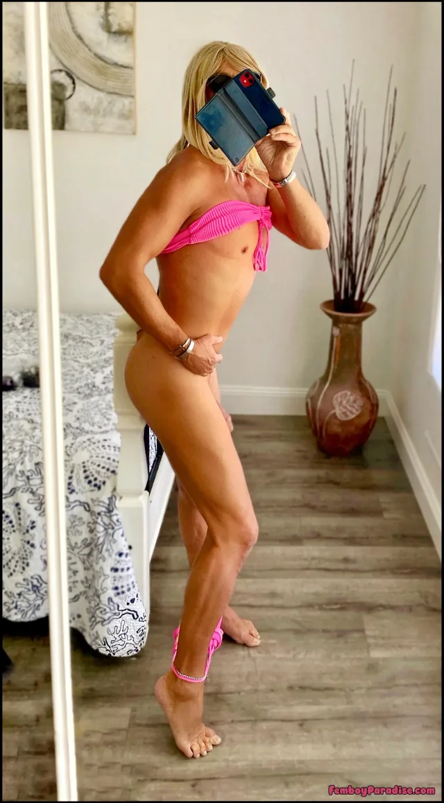Who doesn’t ❤️ pink 🥰🥰🥰 — gonewildcd