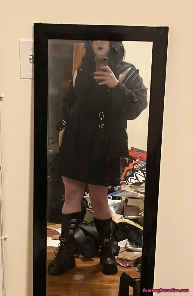 Got bored, accidentally ended up a goth skater girl — crossdressing