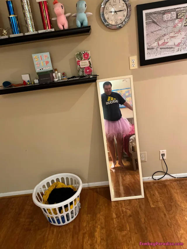 I’m having tutu much fun 🤩 tonight — crossdressing