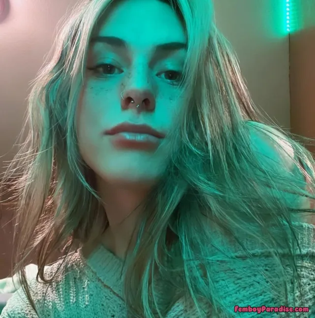 Cute eyes and spicy secret — gonemildcd